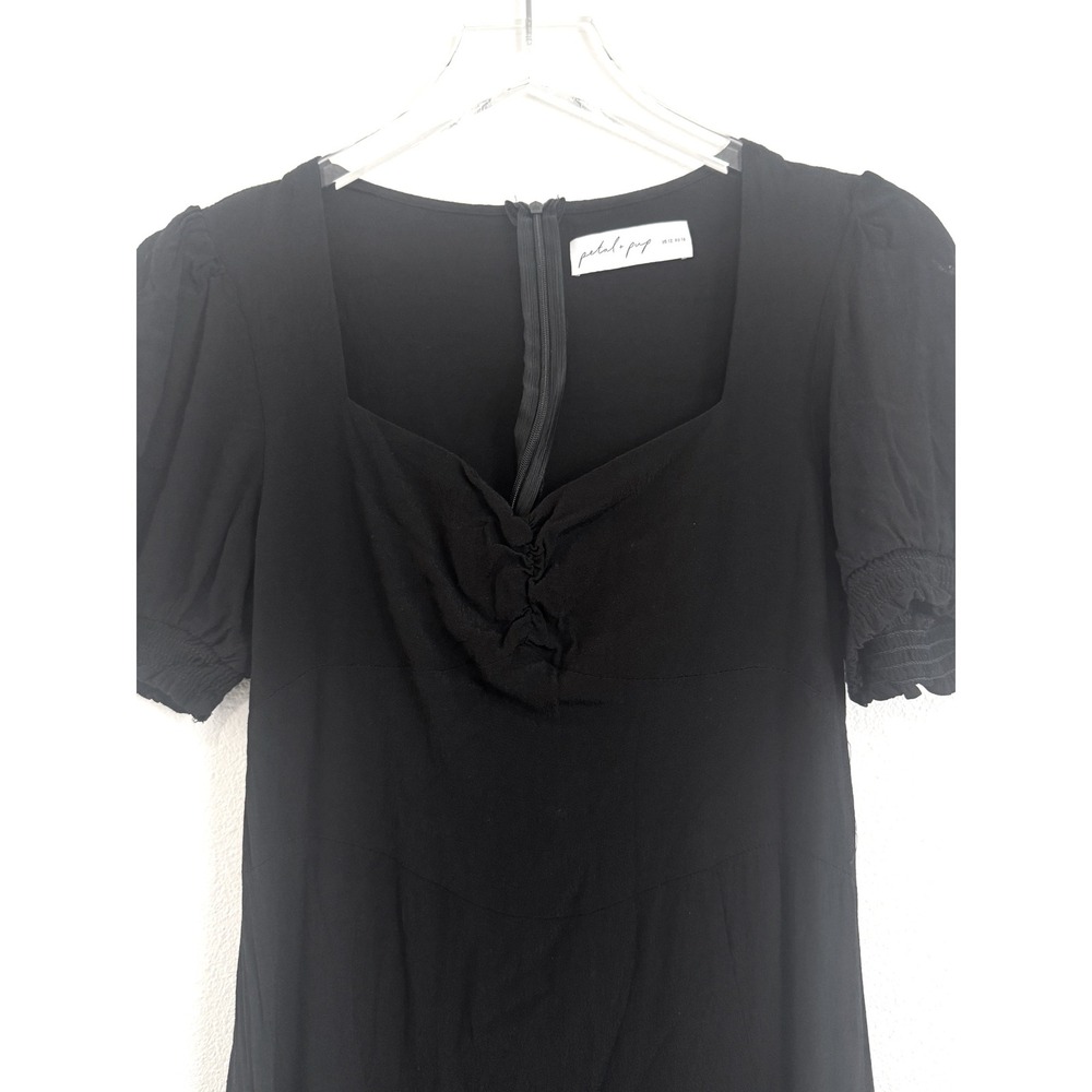 Petal & Pup | Franklin Puff Sleeve Midi Dress in Black - Sweetheart Neck - Picture 3 of 6